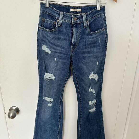 Levi's 726 High Rise Flare Women's Jeans - Picture 1 of 5